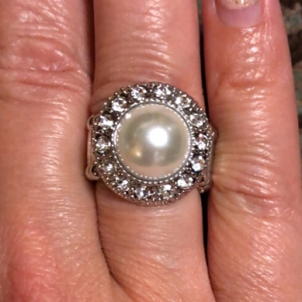 Pearl ring